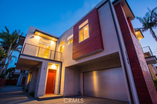 2108 Gates Avenue, Redondo Beach, California 90278, 4 Bedrooms Bedrooms, ,2 BathroomsBathrooms,Residential,Sold,Gates,SB17108544