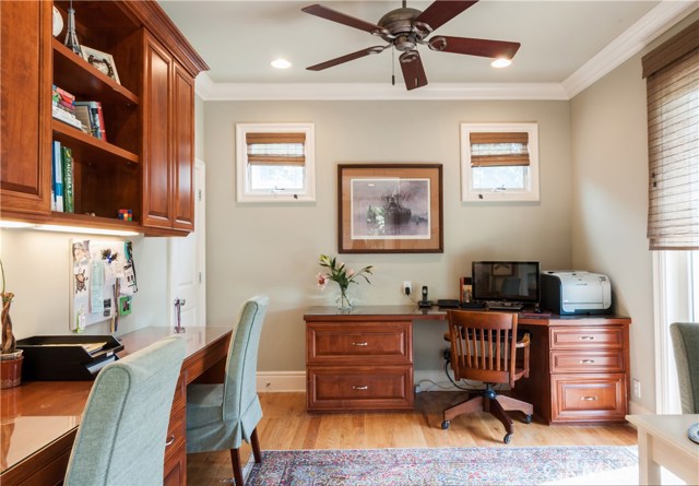 1613 Chestnut, Manhattan Beach, California 90266, 5 Bedrooms Bedrooms, ,3 BathroomsBathrooms,Residential,Sold,Chestnut,SB17091218