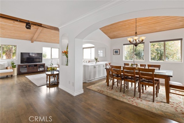 952 15th Street, Hermosa Beach, California 90254, 4 Bedrooms Bedrooms, ,3 BathroomsBathrooms,Residential,Sold,15th,SB20106766