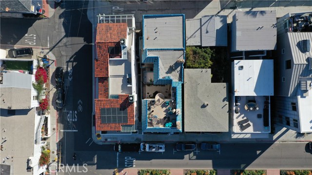 roof deck, 2nd building from the corner