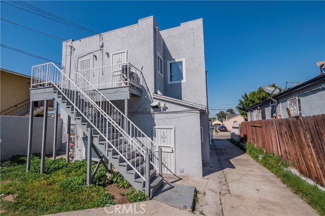  Income Home for Sale in Los Angeles, California