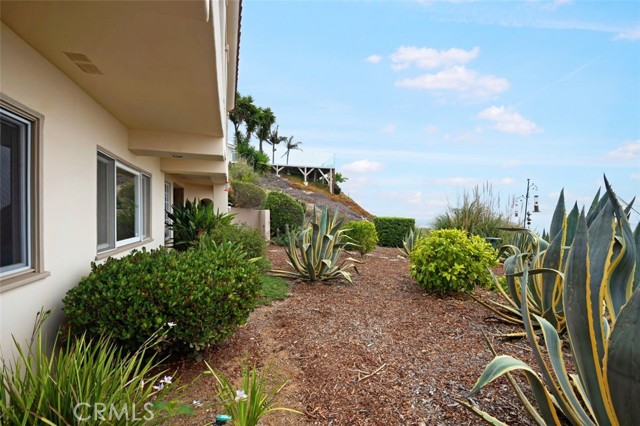 30900 Via La Cresta, Rancho Palos Verdes, California 90275, 4 Bedrooms Bedrooms, ,4 BathroomsBathrooms,Residential,Sold,Via La Cresta,PV21131475
