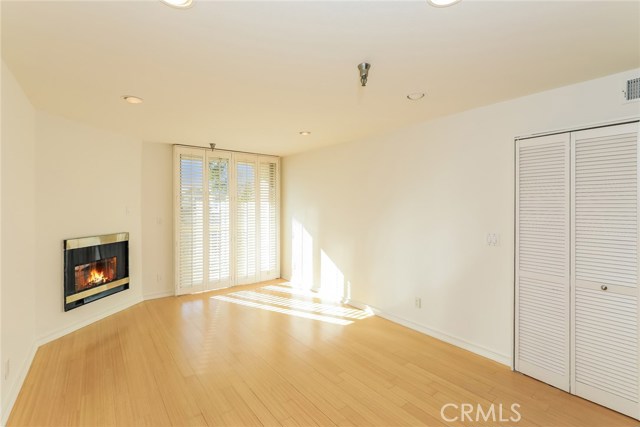 1 Bed Home for Sale in North Hollywood, California