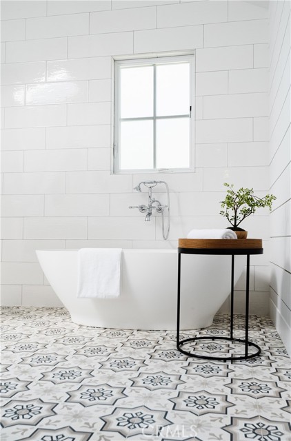 933 9th Street, Manhattan Beach, California 90266, 4 Bedrooms Bedrooms, ,2 BathroomsBathrooms,Residential,Sold,9th,SB21112500