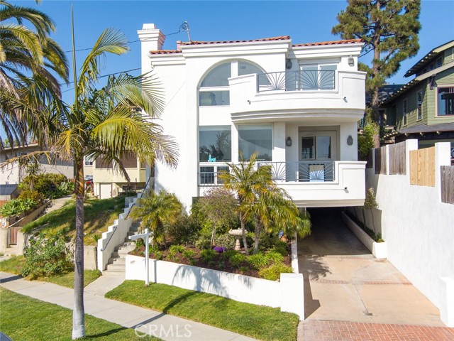 518 Helberta Avenue, Redondo Beach, California 90277, 4 Bedrooms Bedrooms, ,2 BathroomsBathrooms,Residential,Sold,Helberta,SB21043210