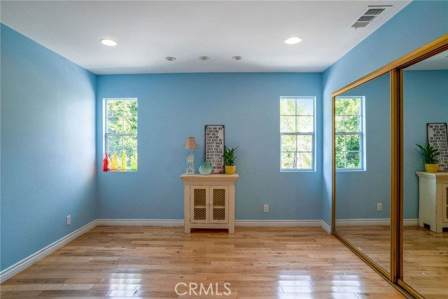 BACK HOUSE: BEDROOM #1