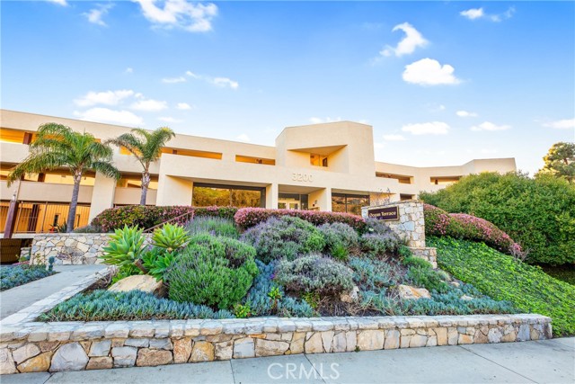 3200 La Rotonda Drive, Rancho Palos Verdes, California 90275, 3 Bedrooms Bedrooms, ,2 BathroomsBathrooms,Residential,Sold,La Rotonda,OC21046603