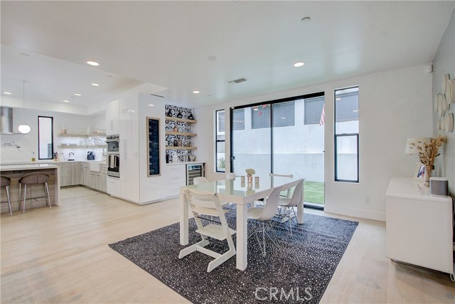 1921 Ruhland Avenue, Redondo Beach, California 90278, 4 Bedrooms Bedrooms, ,4 BathroomsBathrooms,Residential,Sold,Ruhland,SB20053880