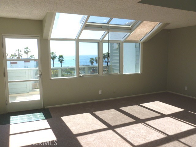 250 The Village, Redondo Beach, California 90277, 1 Bedroom Bedrooms, ,1 BathroomBathrooms,Residential,Sold,The Village,SB21010019