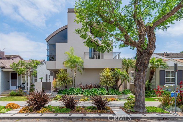 Photo of 240 The Toledo, Long Beach, CA 90803