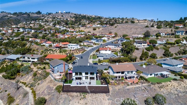 3358 Seaclaire Drive, Rancho Palos Verdes, California 90275, 4 Bedrooms Bedrooms, ,3 BathroomsBathrooms,Residential,Sold,Seaclaire,OC21038342