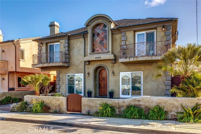 2202 Plant Avenue, Redondo Beach, California 90278, 4 Bedrooms Bedrooms, ,2 BathroomsBathrooms,Residential,Sold,Plant,SB19057901