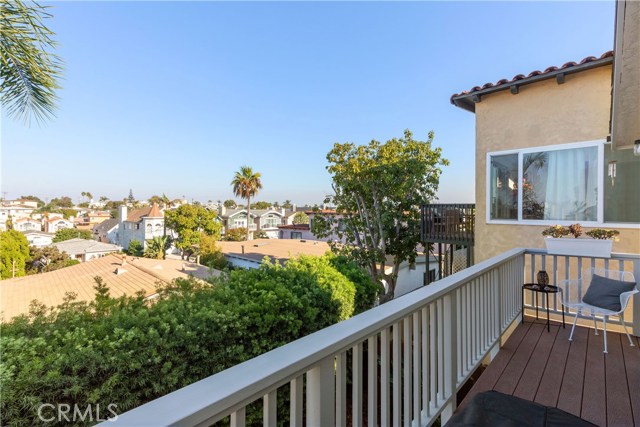 1626 Stanford Avenue, Redondo Beach, California 90278, 3 Bedrooms Bedrooms, ,2 BathroomsBathrooms,Residential,Sold,Stanford,SB21017575