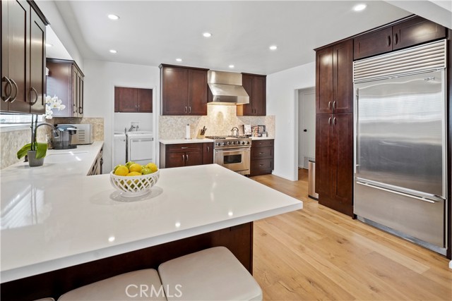 940 Rosecrans Avenue, Manhattan Beach, California 90266, 5 Bedrooms Bedrooms, ,2 BathroomsBathrooms,Residential,Sold,Rosecrans,SB21035135