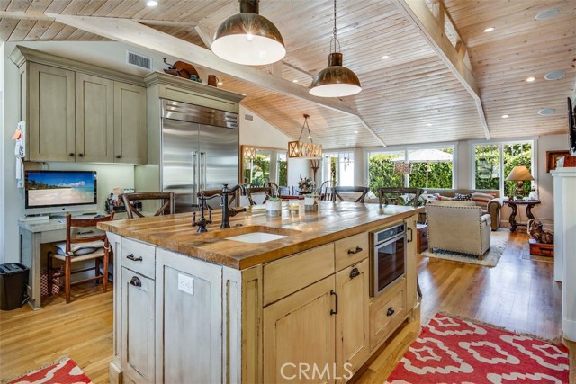 37 Dapplegray Lane, Rolling Hills Estates, California 90274, 4 Bedrooms Bedrooms, ,3 BathroomsBathrooms,Residential,Sold,Dapplegray,PV19062488