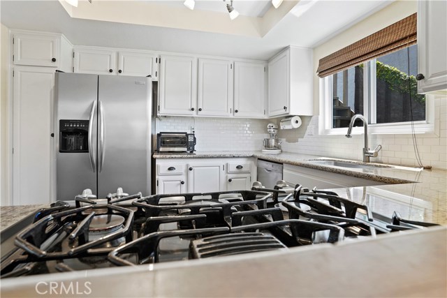 1447 Manhattan Beach Boulevard, Manhattan Beach, California 90266, 3 Bedrooms Bedrooms, ,2 BathroomsBathrooms,Residential,Sold,Manhattan Beach,SB20092235