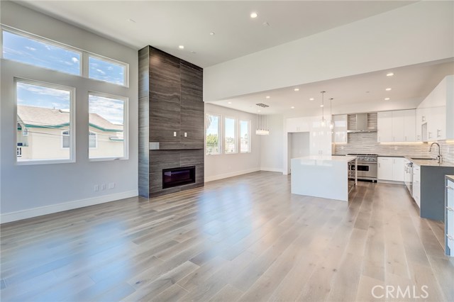 1809 Green Lane, Redondo Beach, California 90278, 5 Bedrooms Bedrooms, ,5 BathroomsBathrooms,Residential,Sold,Green,PV19214321