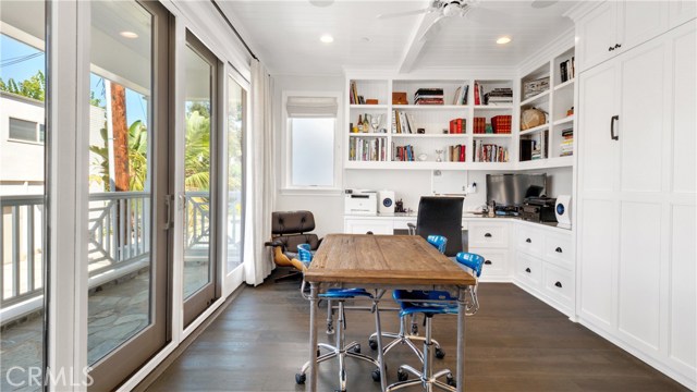 549 3rd Street, Manhattan Beach, California 90266, 5 Bedrooms Bedrooms, ,5 BathroomsBathrooms,Residential,Sold,3rd,SB21052350