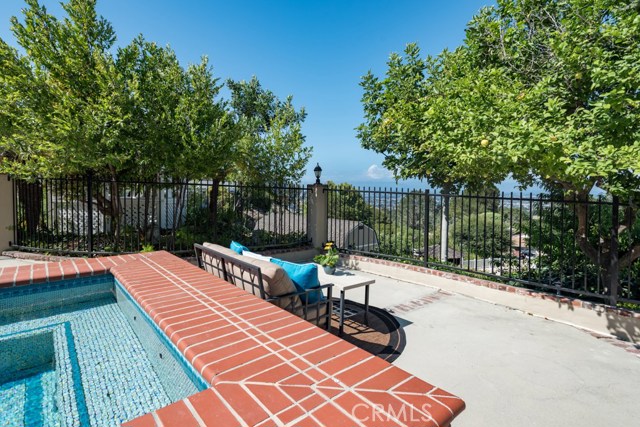 28438 Cayuse Lane, Rancho Palos Verdes, California 90275, 4 Bedrooms Bedrooms, ,3 BathroomsBathrooms,Residential,Sold,Cayuse,PV17173514