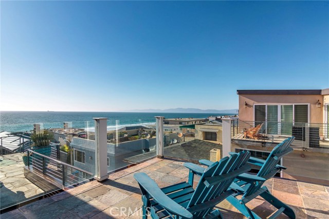 121 35th Street, Manhattan Beach, California 90266, 4 Bedrooms Bedrooms, ,4 BathroomsBathrooms,Residential,Sold,35th,SB19227401