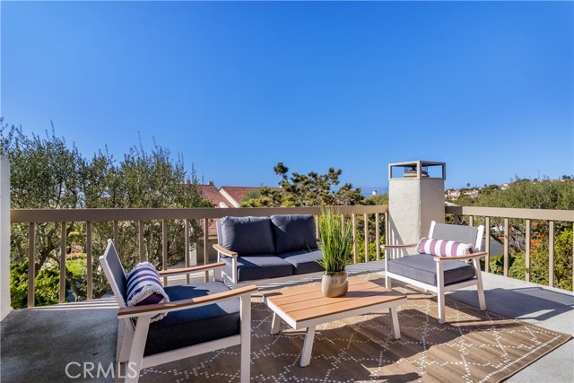 53 Cresta Verde Drive, Rolling Hills Estates, California 90274, 2 Bedrooms Bedrooms, ,2 BathroomsBathrooms,Residential,Sold,Cresta Verde,PV20033642