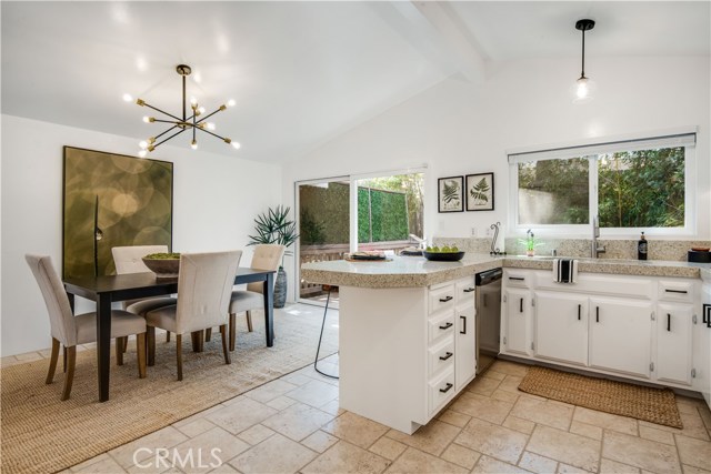 1714 Armour Lane, Redondo Beach, California 90278, 3 Bedrooms Bedrooms, ,2 BathroomsBathrooms,Residential,Sold,Armour,SB19204127