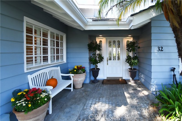 32 Harbor Sight Drive, Rolling Hills Estates, California 90274, 6 Bedrooms Bedrooms, ,2 BathroomsBathrooms,Residential,Sold,Harbor Sight,PV20212082