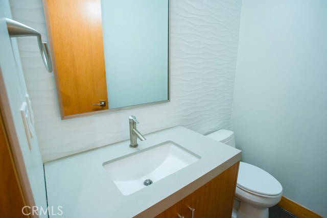 2108 Gates Avenue, Redondo Beach, California 90278, 4 Bedrooms Bedrooms, ,2 BathroomsBathrooms,Residential,Sold,Gates,SB17108544