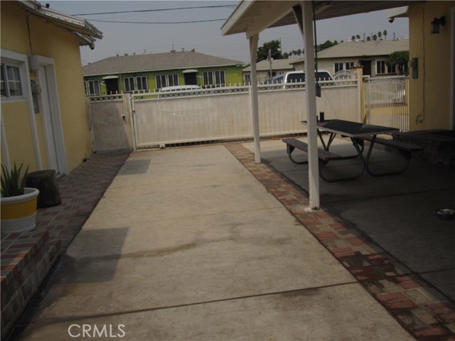  Income Home for Sale in Inglewood, California