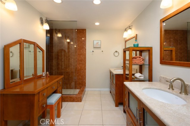 15 Oaktree Lane, Rolling Hills Estates, California 90274, 3 Bedrooms Bedrooms, ,1 BathroomBathrooms,Residential,Sold,Oaktree,PV19262443