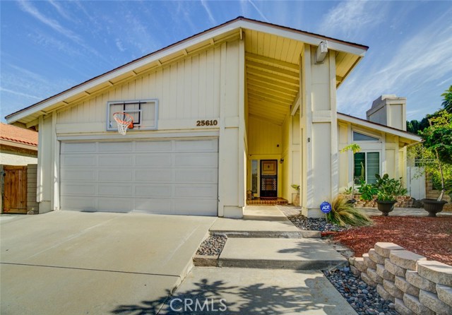 25610 Amber Leaf Road, Torrance, California 90505, 3 Bedrooms Bedrooms, ,2 BathroomsBathrooms,Residential,Sold,Amber Leaf,SB19260709