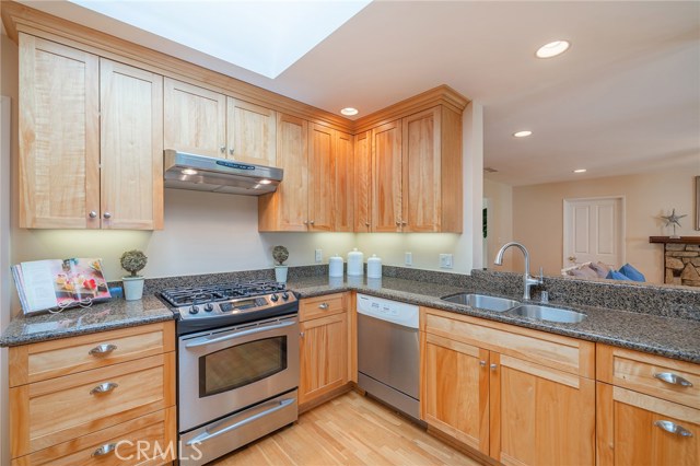 5 Santa Bella Road, Rolling Hills Estates, California 90274, 3 Bedrooms Bedrooms, ,3 BathroomsBathrooms,Residential,Sold,Santa Bella,SB20165758