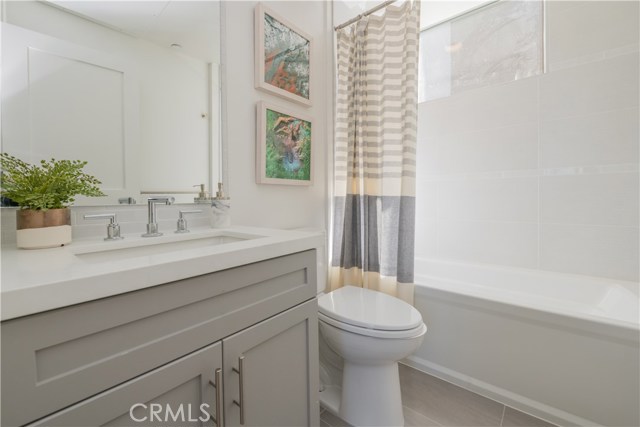 1920 Pacific Coast Highway, Redondo Beach, California 90277, 3 Bedrooms Bedrooms, ,2 BathroomsBathrooms,Residential,Sold,Pacific Coast Highway,OC20103865