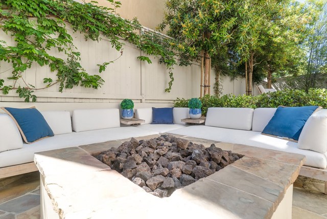 717 31st Street, Manhattan Beach, California 90266, 5 Bedrooms Bedrooms, ,4 BathroomsBathrooms,Residential,Sold,31st,SB20133656