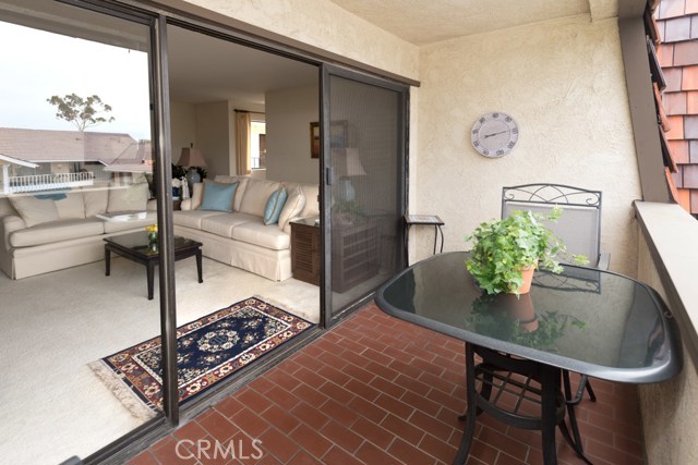 2201 Via Carrillo, Palos Verdes Estates, California 90274, 2 Bedrooms Bedrooms, ,1 BathroomBathrooms,Residential,Sold,Via Carrillo,PV17160553