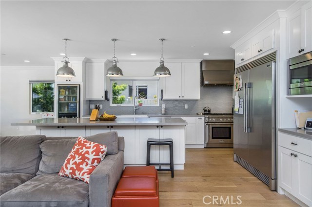 1325 Gertruda Avenue, Redondo Beach, California 90277, 5 Bedrooms Bedrooms, ,4 BathroomsBathrooms,Residential,Sold,Gertruda,SB20095721