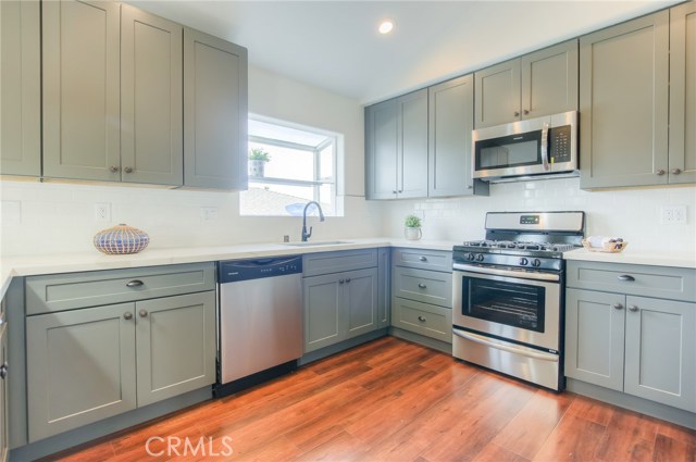 2615 Nelson Avenue, Redondo Beach, California 90278, 3 Bedrooms Bedrooms, ,2 BathroomsBathrooms,Residential,Sold,Nelson,SB18026693