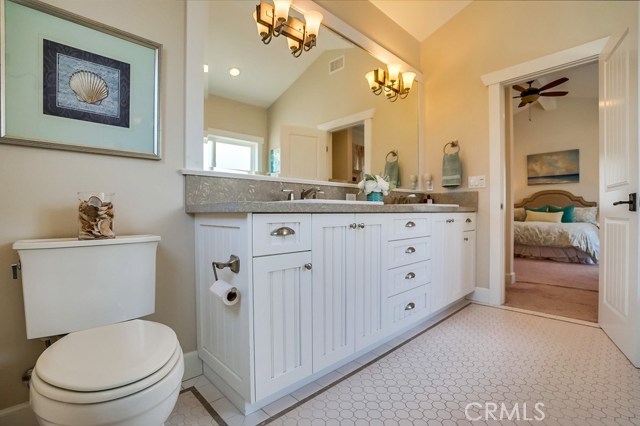 105 S Prospect Avenue, Redondo Beach, California 90277, 4 Bedrooms Bedrooms, ,2 BathroomsBathrooms,Residential,Sold,S Prospect,SB18121161