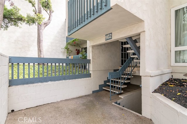 902 Camino Real, Redondo Beach, California 90277, 2 Bedrooms Bedrooms, ,1 BathroomBathrooms,Residential,Sold,Camino Real,SB18179214