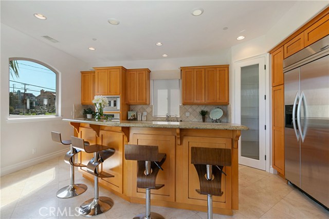 105 Lucia Avenue, Redondo Beach, California 90277, 3 Bedrooms Bedrooms, ,2 BathroomsBathrooms,Residential,Sold,Lucia,SB19076880