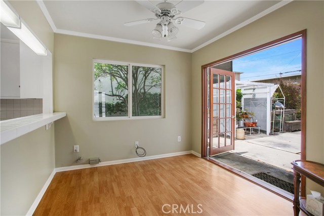 933 27th Street, Manhattan Beach, California 90266, 3 Bedrooms Bedrooms, ,2 BathroomsBathrooms,Residential,Sold,27th,PW20108173