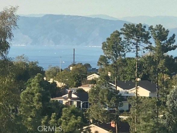 75 Hilltop Circle, Rancho Palos Verdes, California 90275, 3 Bedrooms Bedrooms, ,2 BathroomsBathrooms,Residential,Sold,Hilltop,BB17275527
