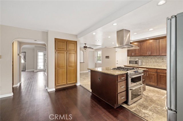 2503 Rindge Lane, Redondo Beach, California 90278, 4 Bedrooms Bedrooms, ,2 BathroomsBathrooms,Residential,Sold,Rindge,SB21099186