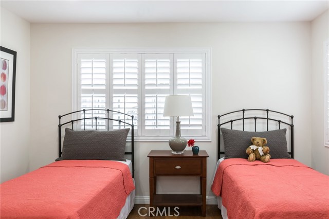 2515 Voorhees Avenue, Redondo Beach, California 90278, 4 Bedrooms Bedrooms, ,4 BathroomsBathrooms,Residential,Sold,Voorhees,SB18062969