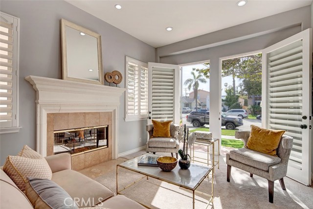 618 Broadway, Redondo Beach, California 90277, 3 Bedrooms Bedrooms, ,2 BathroomsBathrooms,Residential,Sold,Broadway,SB17101227