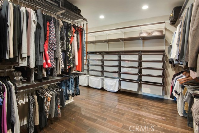 202 Lucia Avenue, Redondo Beach, California 90277, 4 Bedrooms Bedrooms, ,3 BathroomsBathrooms,Residential,Sold,Lucia,PV17247828