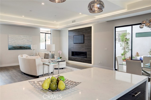1909 Huntington Lane, Redondo Beach, California 90278, 4 Bedrooms Bedrooms, ,3 BathroomsBathrooms,Residential,Sold,Huntington,PV18234463