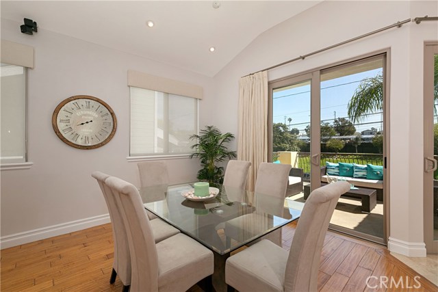 105 Lucia Avenue, Redondo Beach, California 90277, 3 Bedrooms Bedrooms, ,2 BathroomsBathrooms,Residential,Sold,Lucia,SB19076880