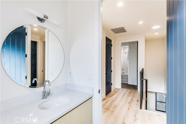 2310 Carnegie Lane, Redondo Beach, California 90277, 4 Bedrooms Bedrooms, ,3 BathroomsBathrooms,Residential,Sold,Carnegie,SB18154472