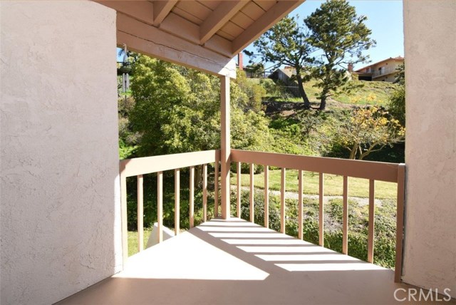 32 Seaview Drive, Rolling Hills Estates, California 90274, 2 Bedrooms Bedrooms, ,1 BathroomBathrooms,Residential,Sold,Seaview,PV20034606